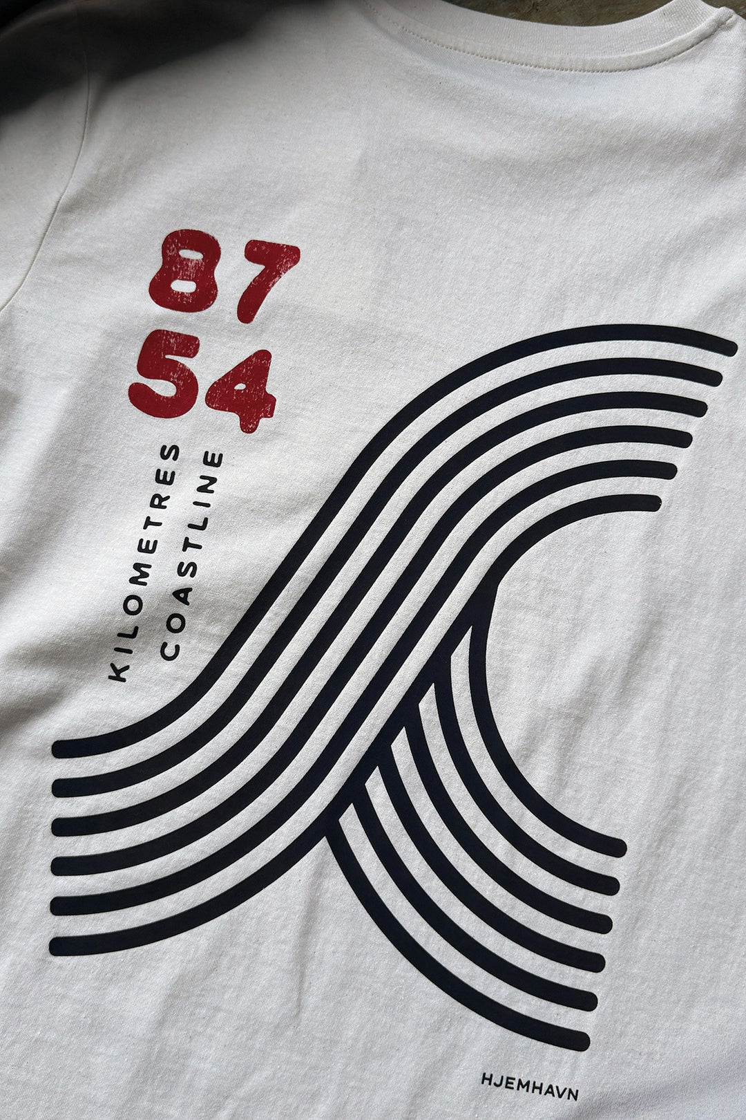Tee "8754 KM of Coastline"