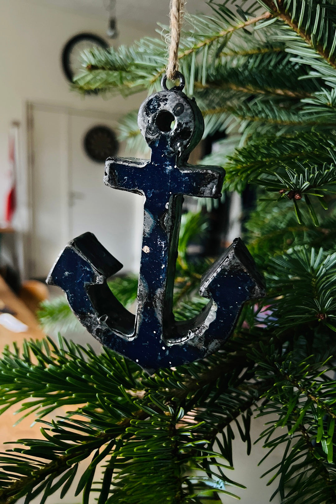 Anker aus recyceltem Metall – klein