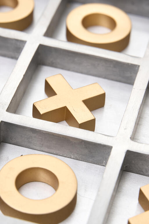 Tic-Tac-Toe Metal Game