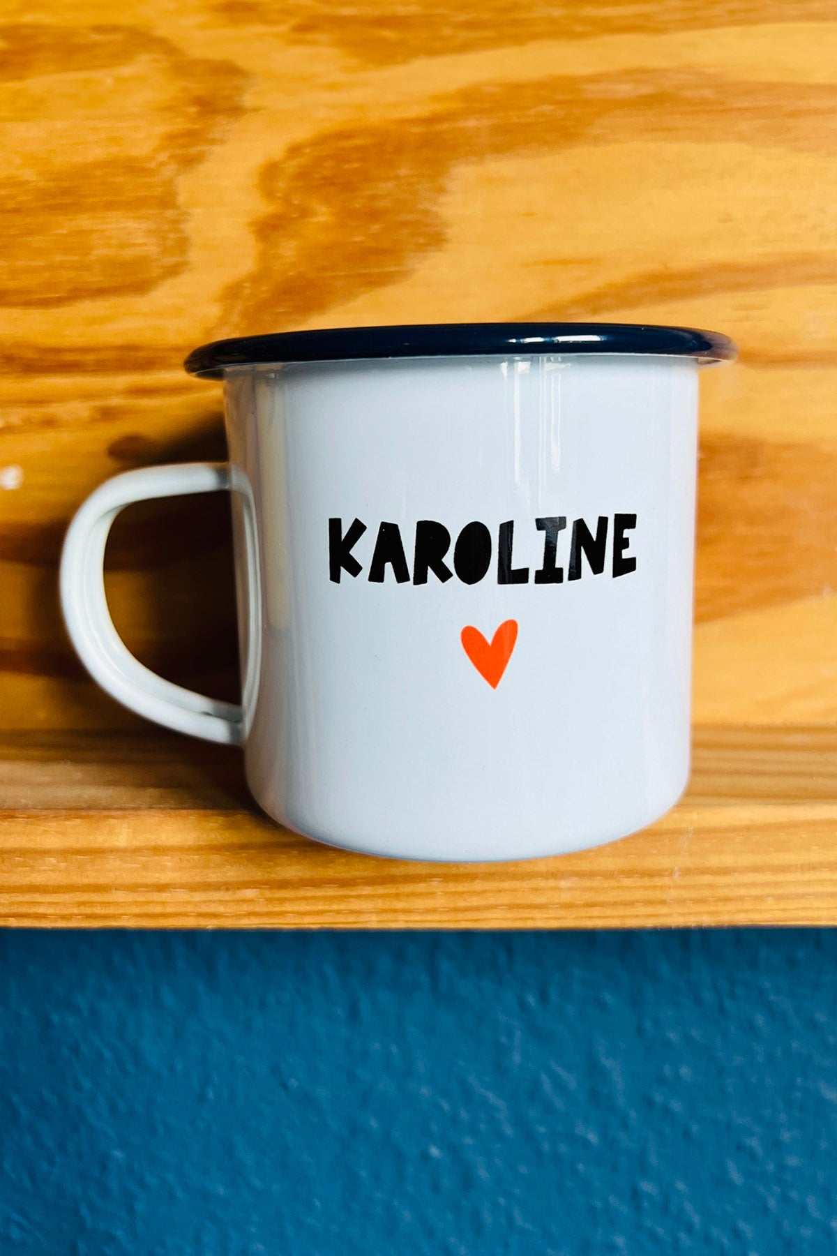 Emaljekrus "Love" med navn