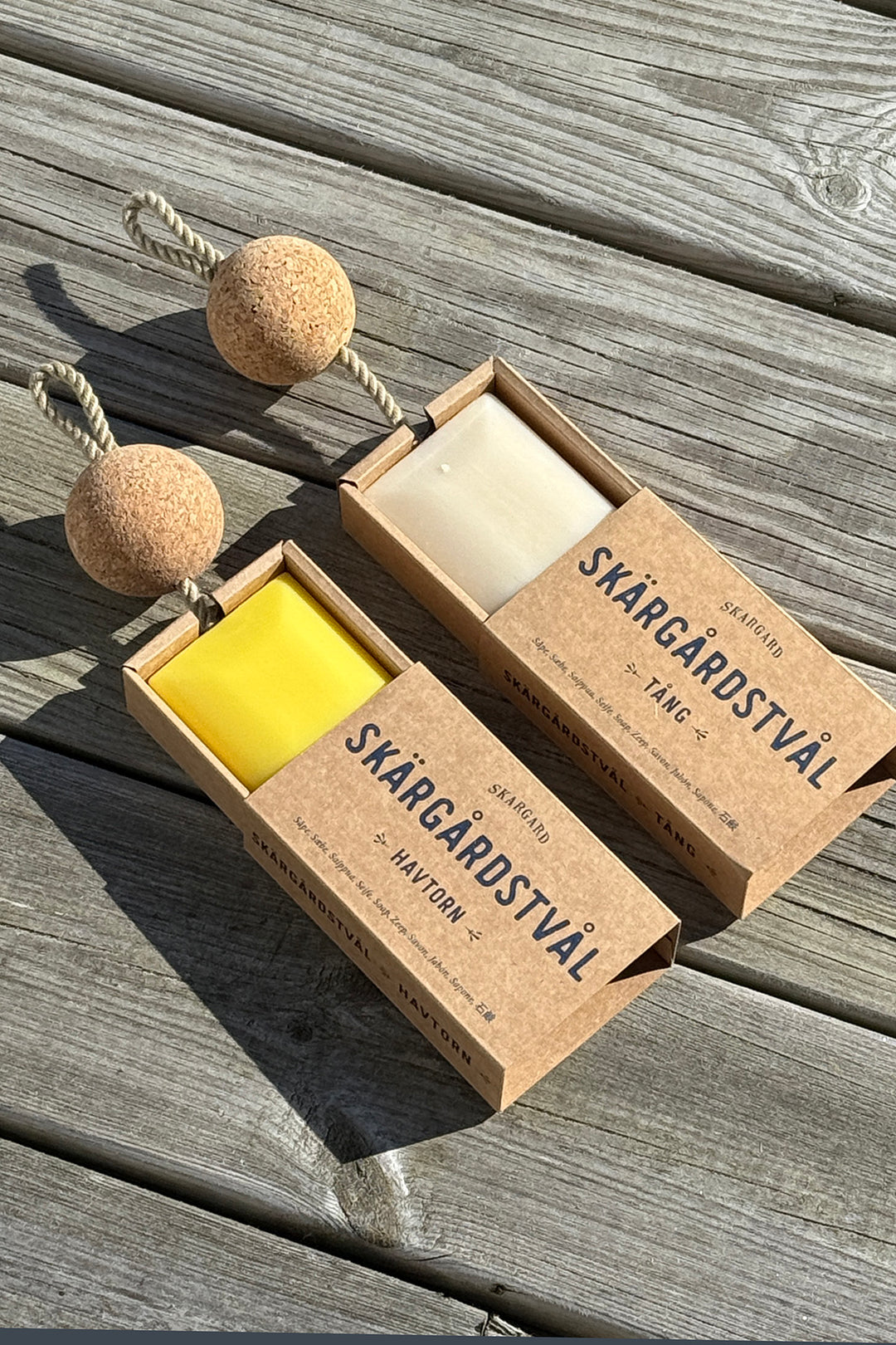 Seife mit Faden und Schwimmer