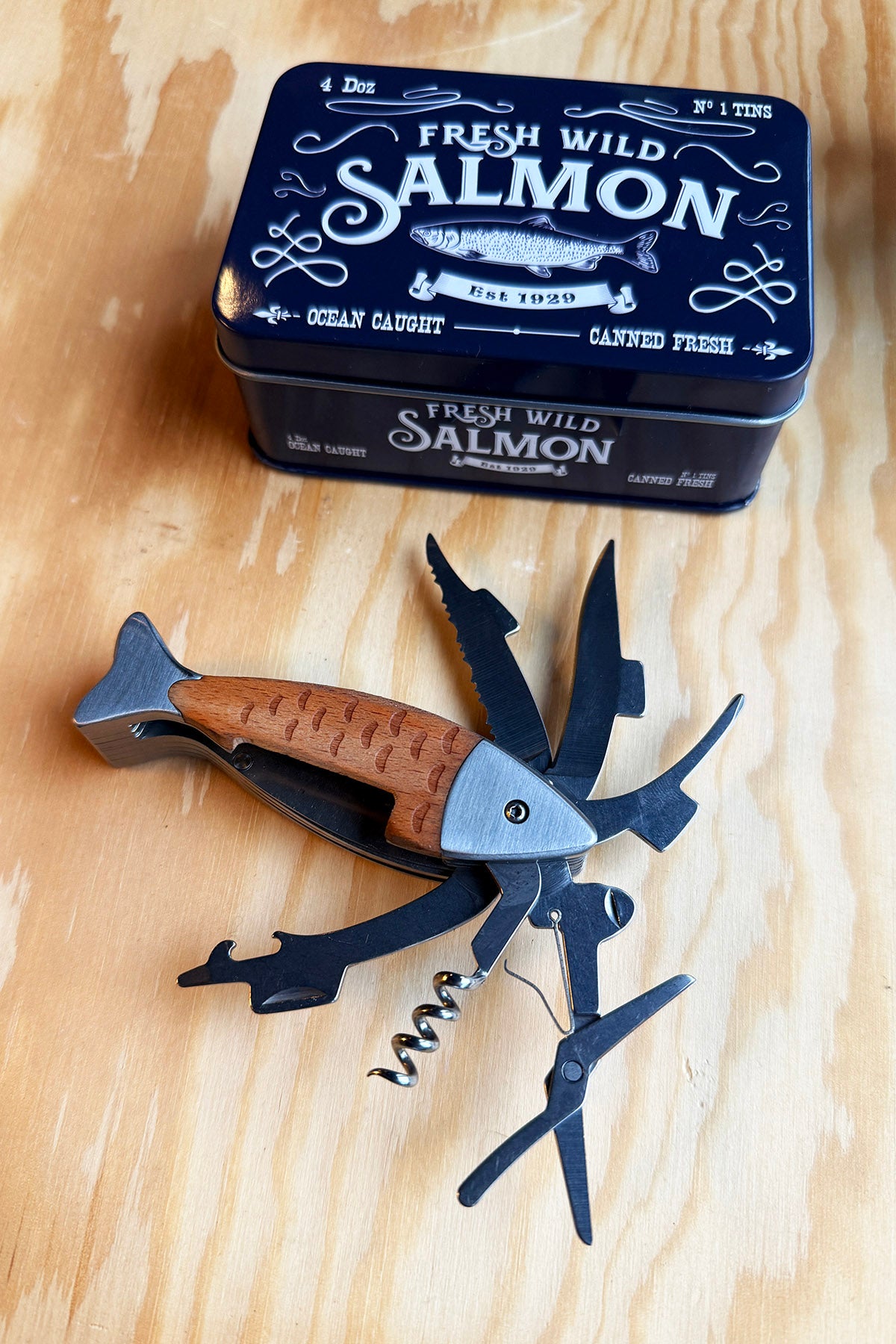 7-in-1 Multi-Tool "Salmon"