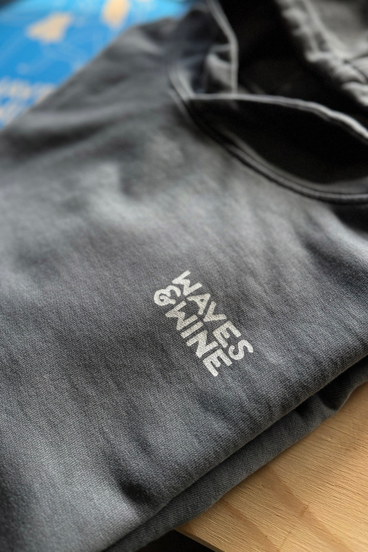 Hoodie "Waves & Wine"