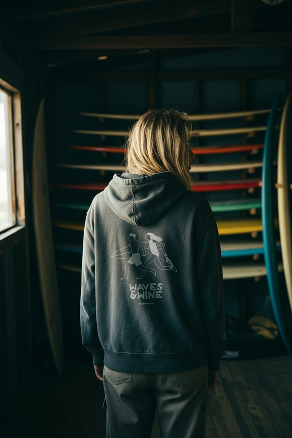 Hoodie "Waves & Wine"