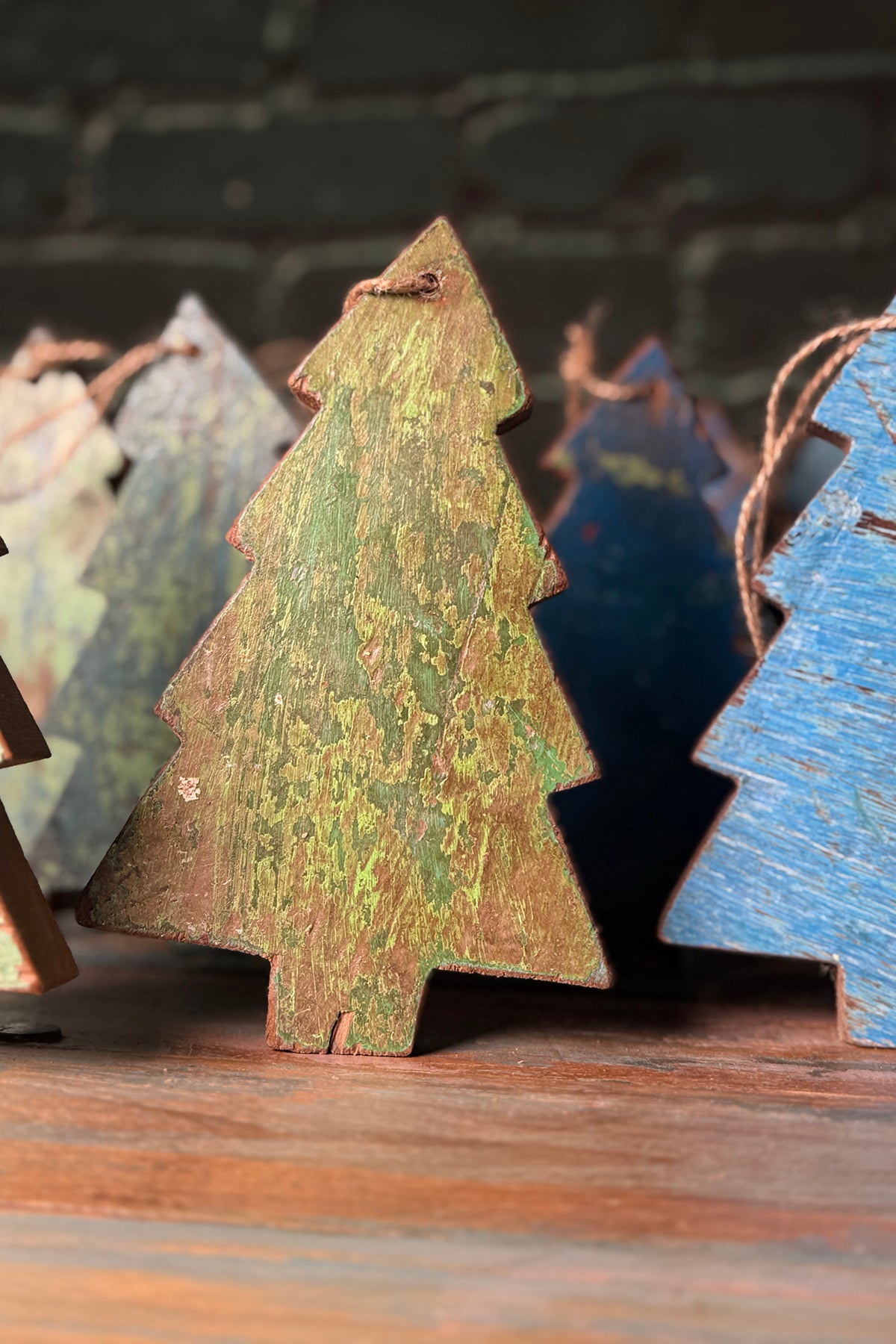 Juletræ af genbrugstræ