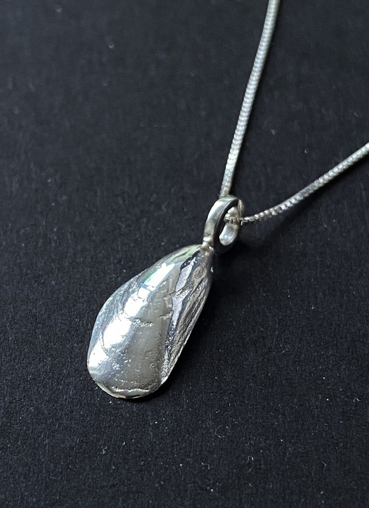 Necklace "Limfjord mussel"